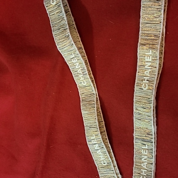Authentic CHANEL Ribbon - Picture 4 of 4